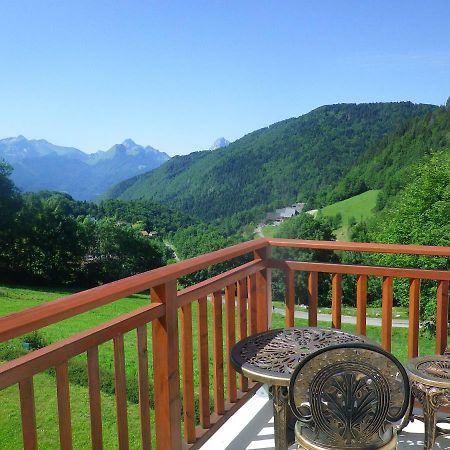 Lac D'Annecy-Col De La Forclaz Apartment Montmin Exterior photo