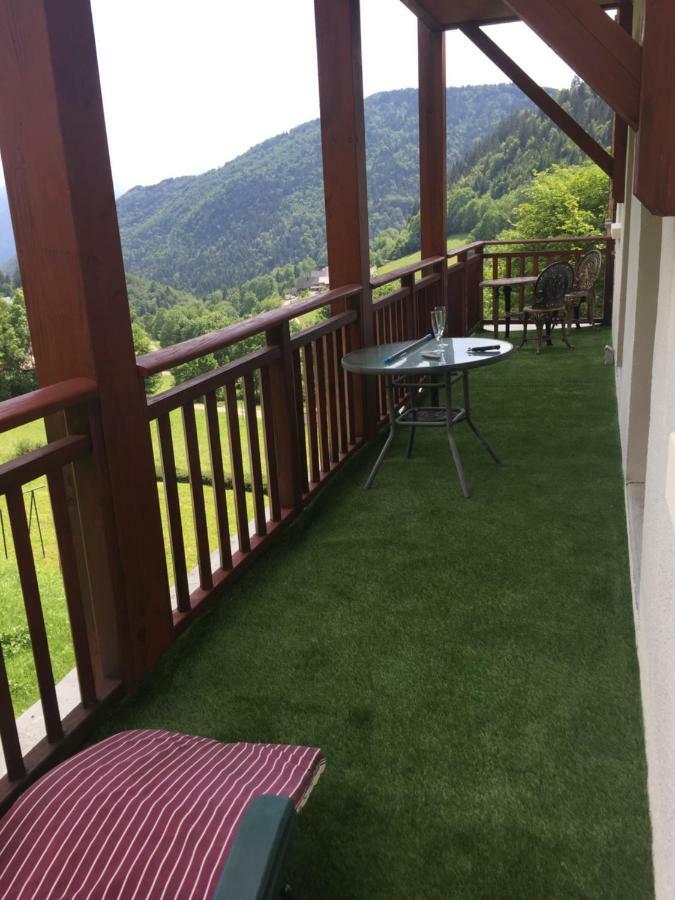 Lac D'Annecy-Col De La Forclaz Apartment Montmin Exterior photo